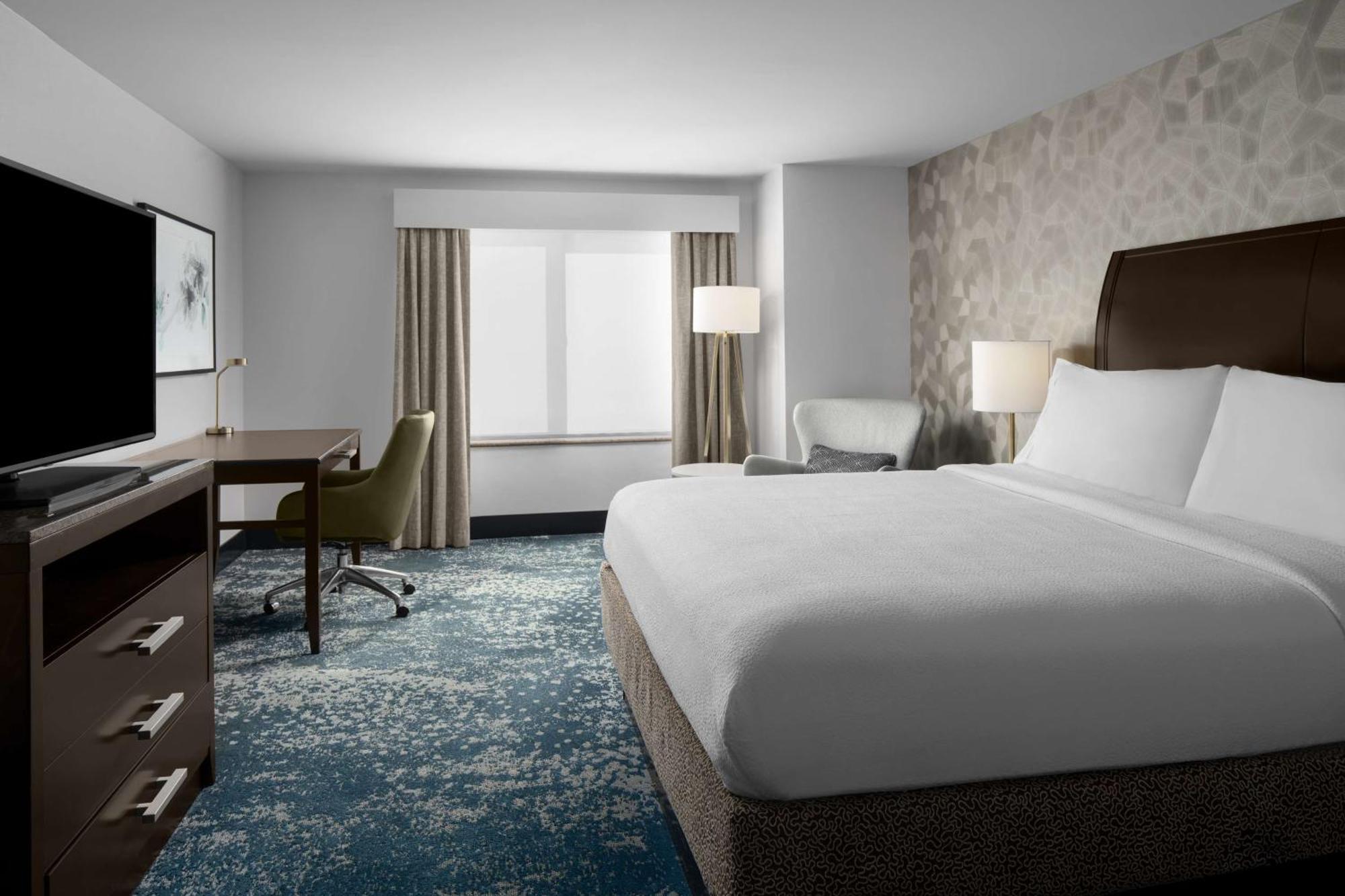 Hilton Garden Inn Bethesda Downtown Exterior photo