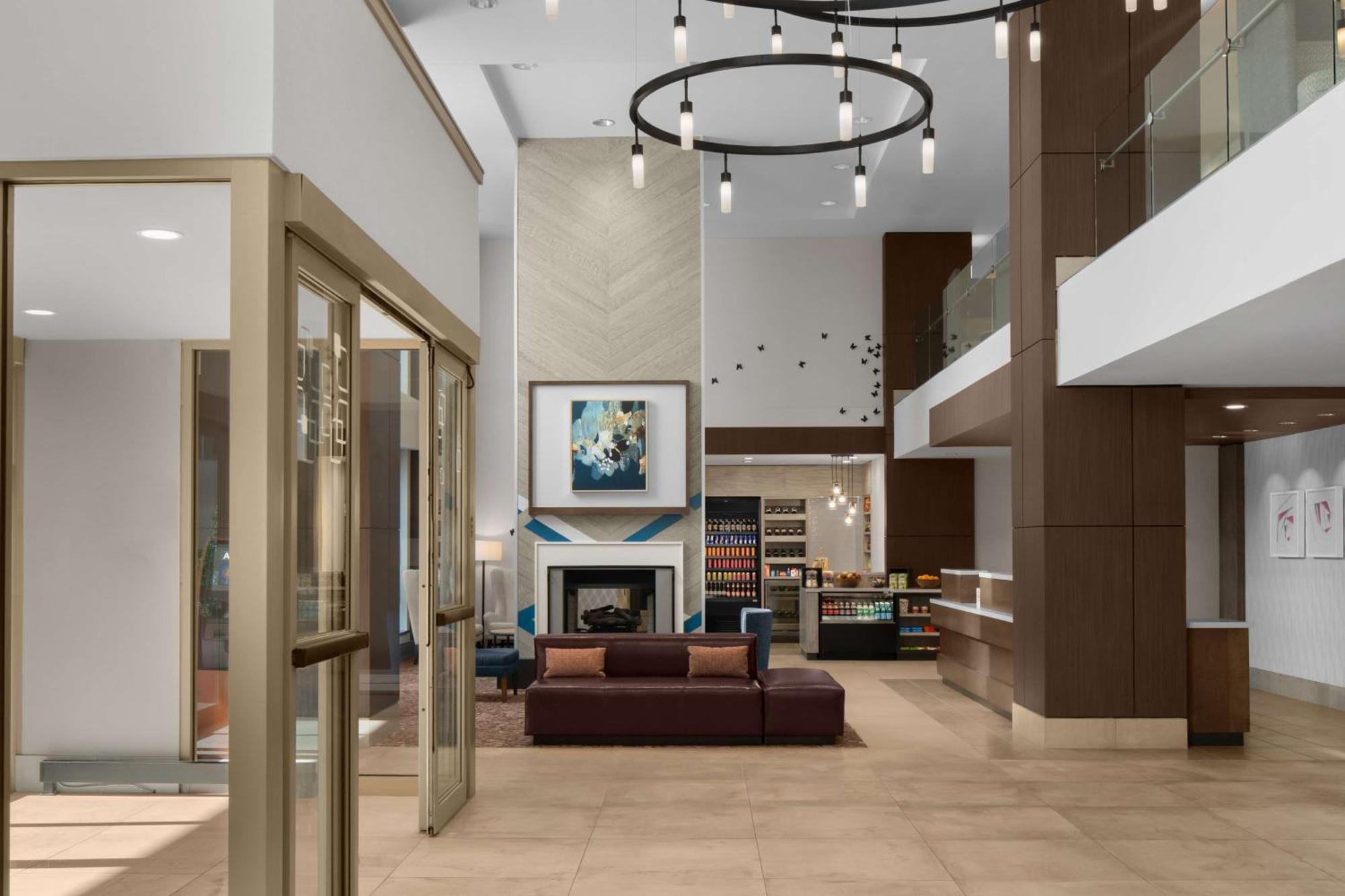 Hilton Garden Inn Bethesda Downtown Exterior photo