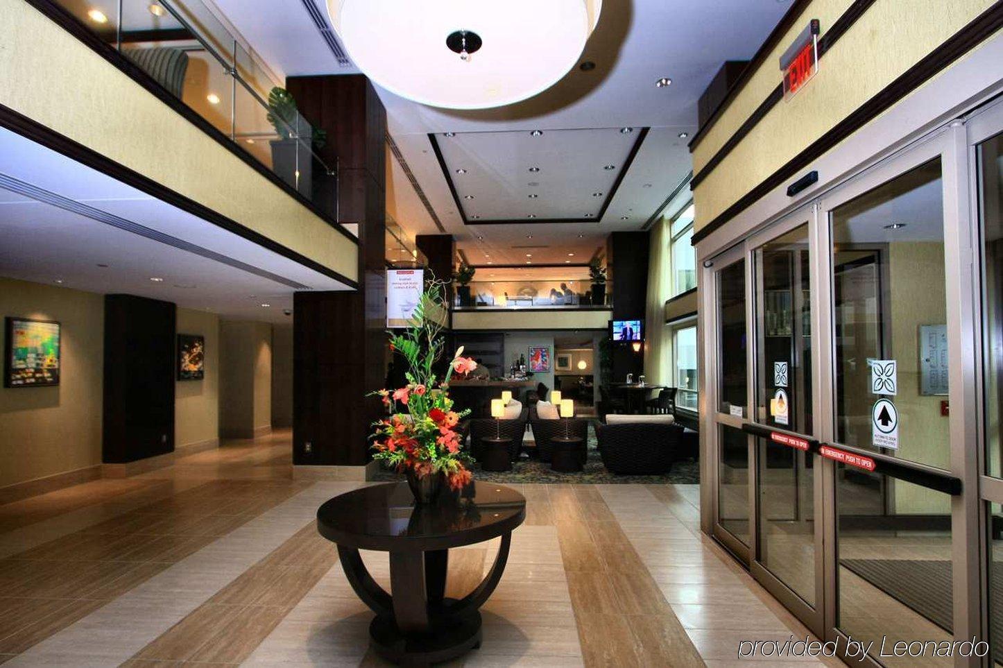 Hilton Garden Inn Bethesda Downtown Exterior photo