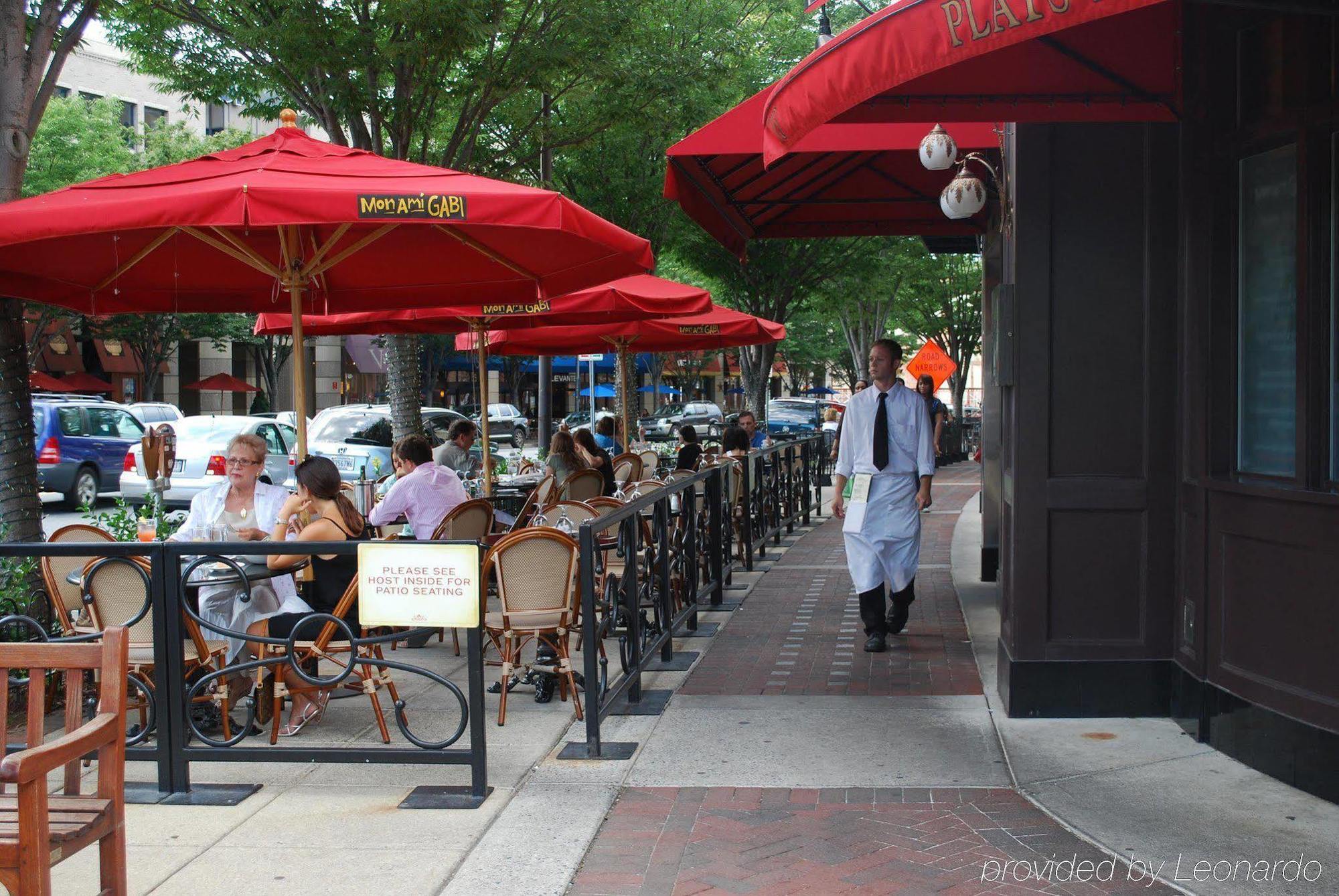 Hilton Garden Inn Bethesda Downtown Restaurant photo